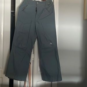 Helly  Hansen Ski Jackets & Ski Pants